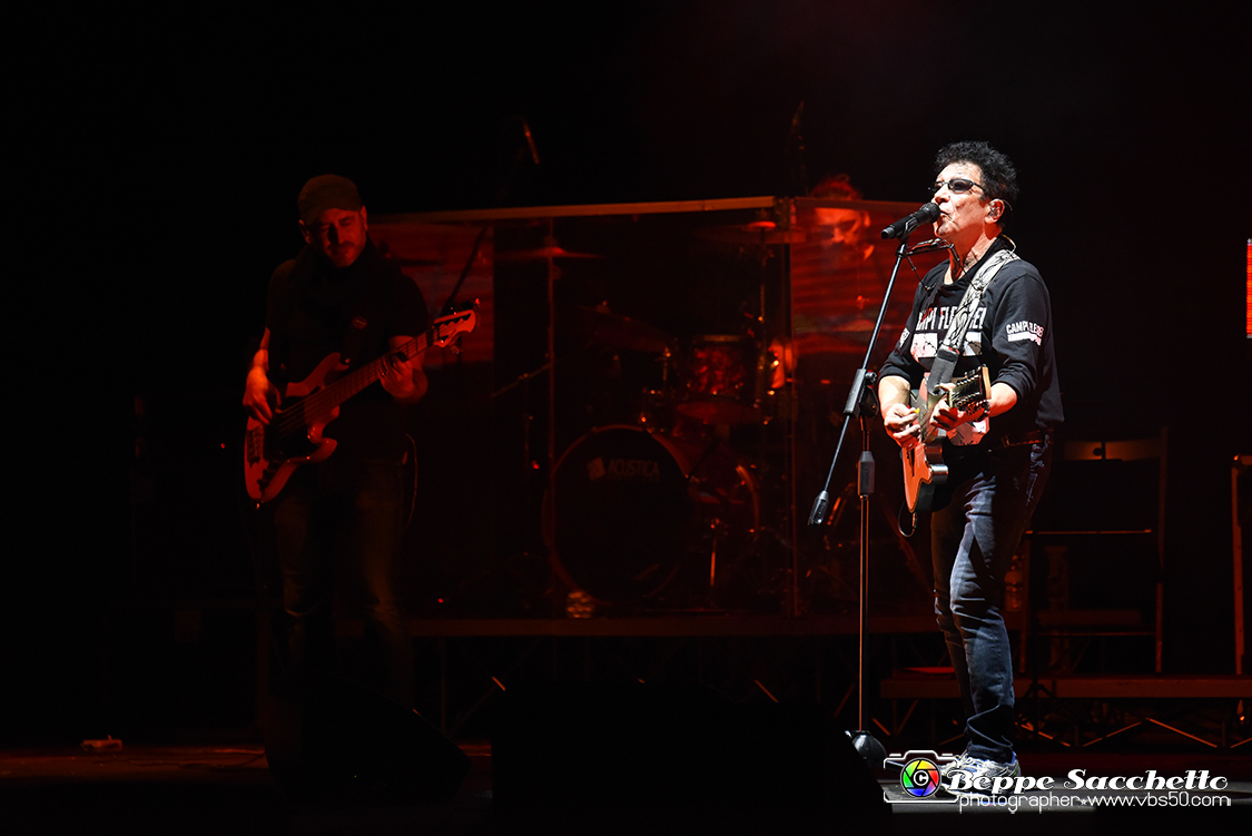VBS_4110 - Concerto Edoardo Bennato - Peter Pan Rock 'n' Roll Tour.jpg